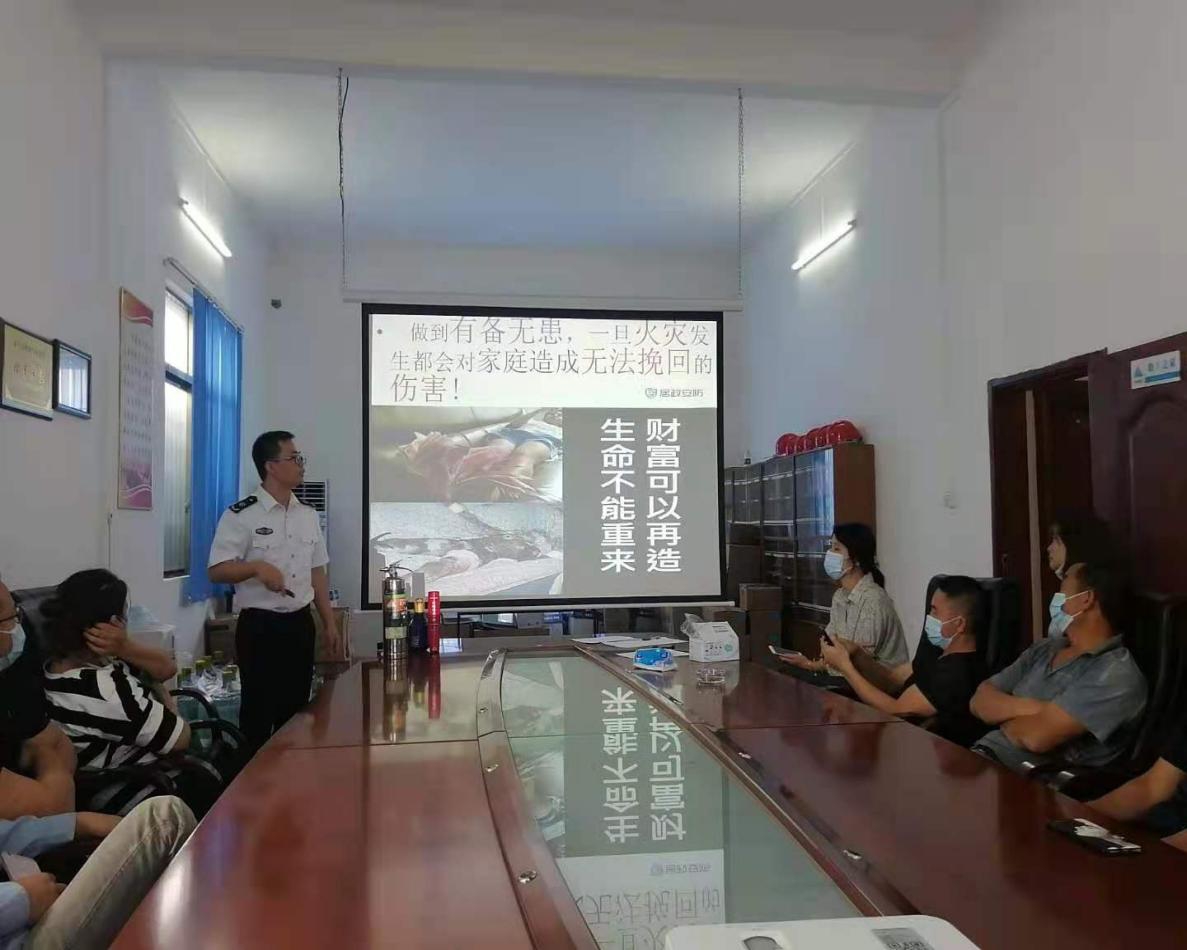 生命不能重來，財富可以再造——湛江港創(chuàng)公司開展消防安全知識培訓(xùn)和現(xiàn)場演練活動